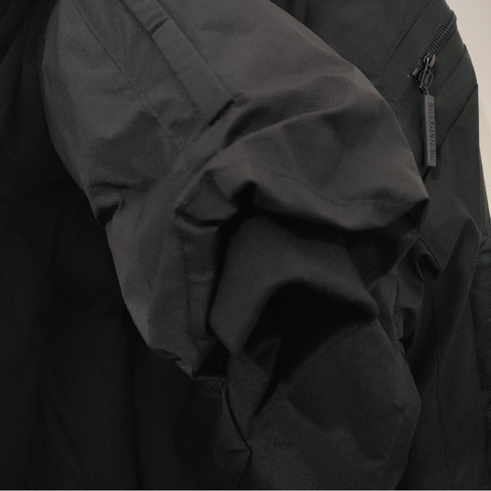 Balenciaga Technical Fabric Series Zip-Up Puffer Jacket - Picture 7 of 14